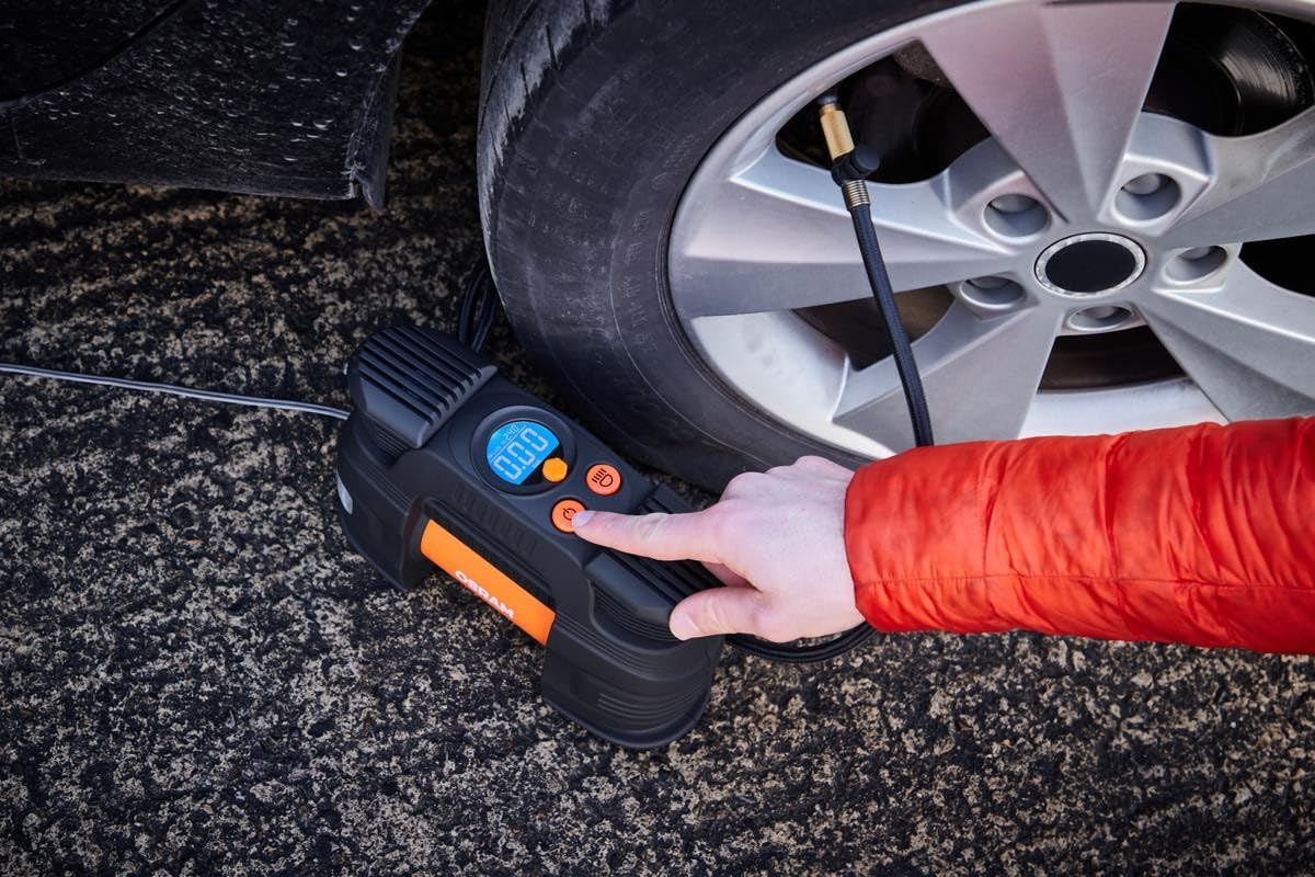 OSRAM TYREinflate 830, inflador de neumáticos para vehículos Grandes, inflador Digital de con Parada automática y luz LED, válvula desinfladora, compresor portátil para neumáticos de automóviles